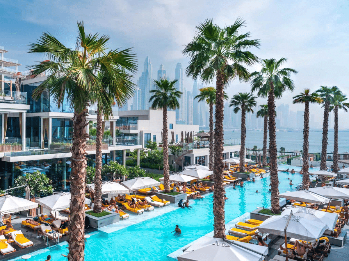 Luxury Party Hotel