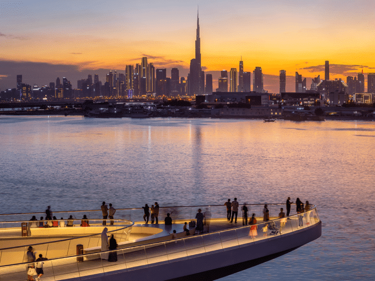 Night Walks in Dubai